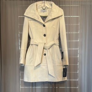 NWT Black Rivet Cream Belted Coat -Size M